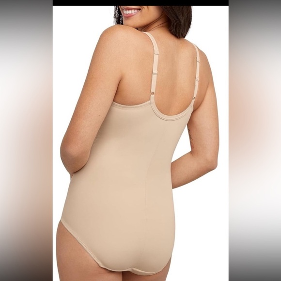 Bali Women’s Shapewear Firm Control Body Shaper Built-in Minimizer NWT  42DDD - Picture 3 of 11